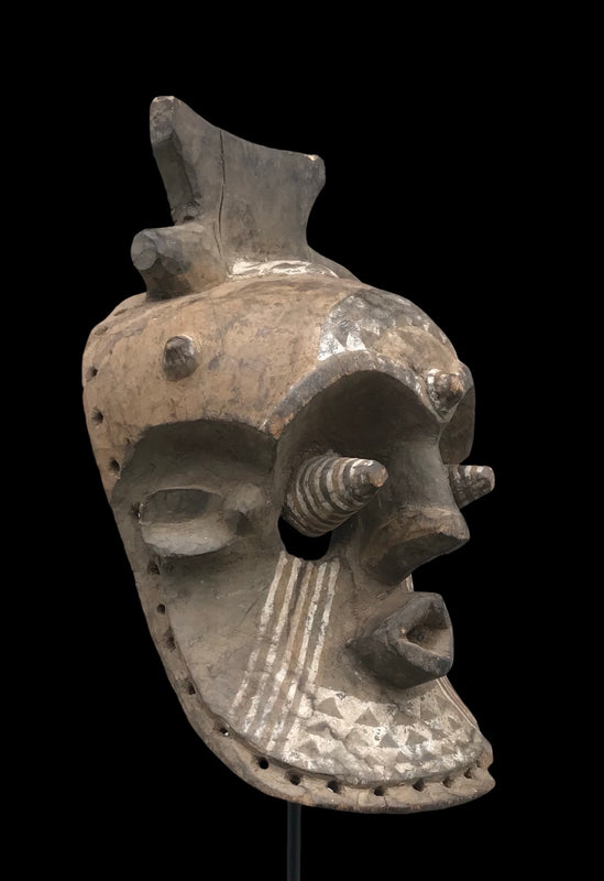 Cassera Kete Mask