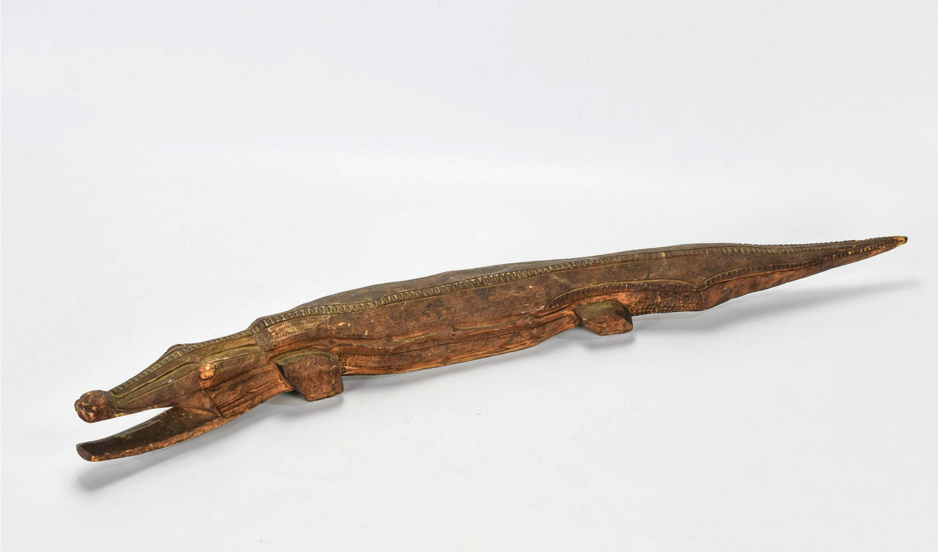 Cassera Marqueses Islands Carved Wood Crocodile