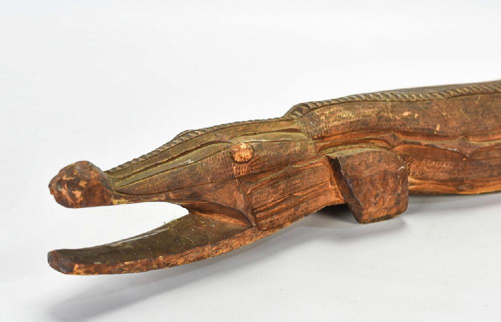 Cassera Marqueses Islands Carved Wood Crocodile
