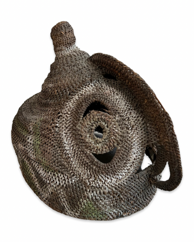 Cassera Woven Basket Yam Mask