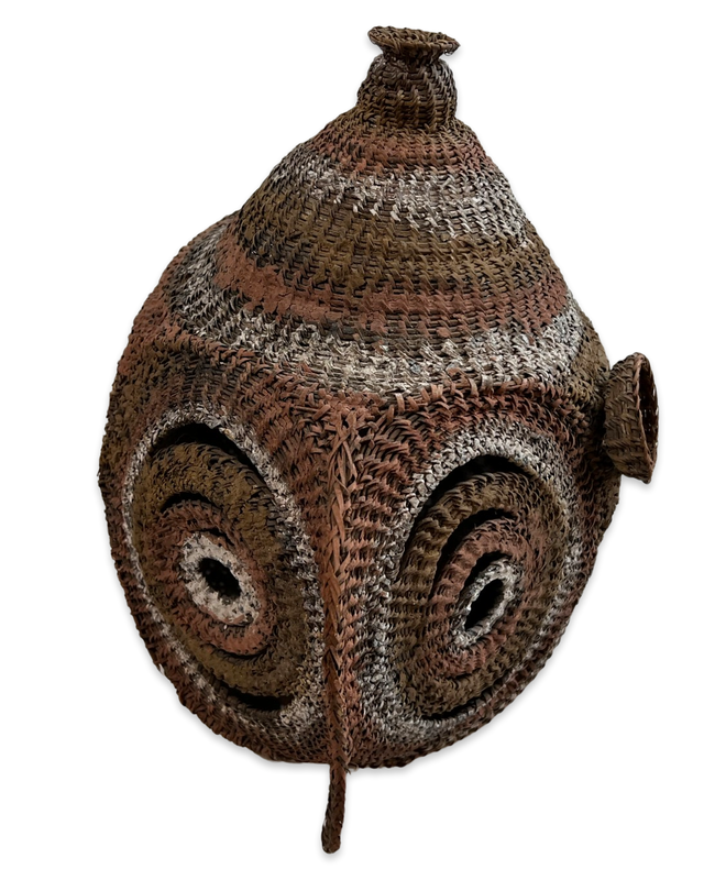 Cassera Woven Basket Yam Mask