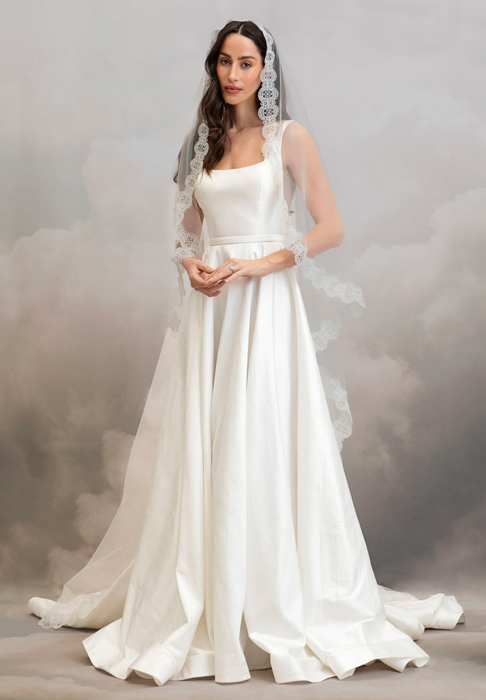 catherine deane Amaya Veil