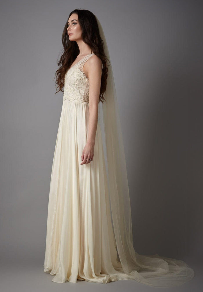 catherine deane Chelsea Veil Cream