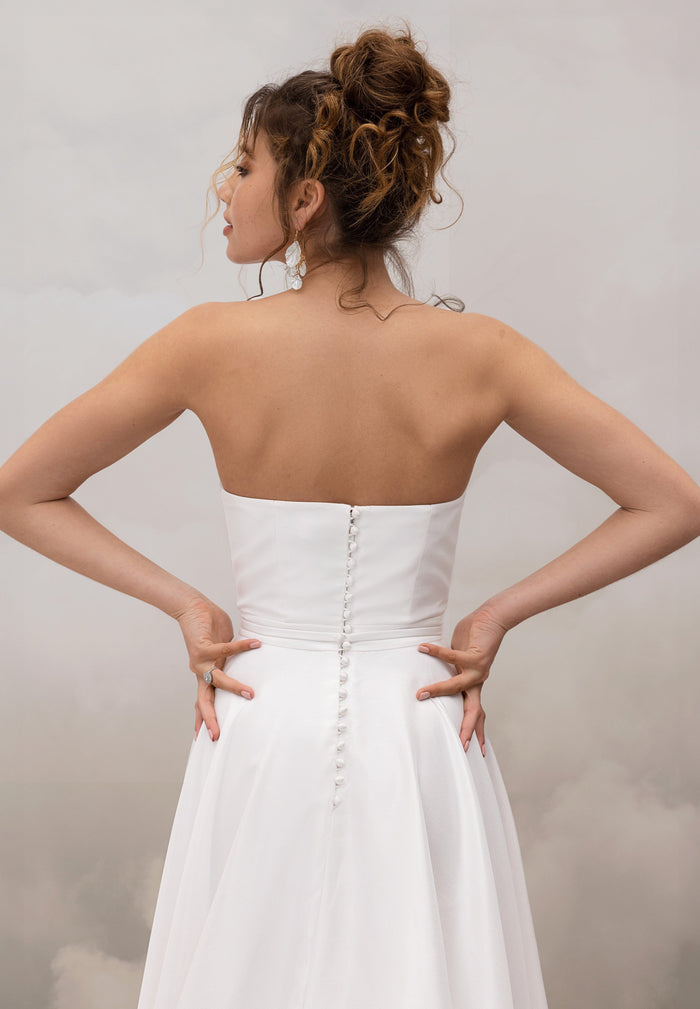 Catherine Deane Noah Gown