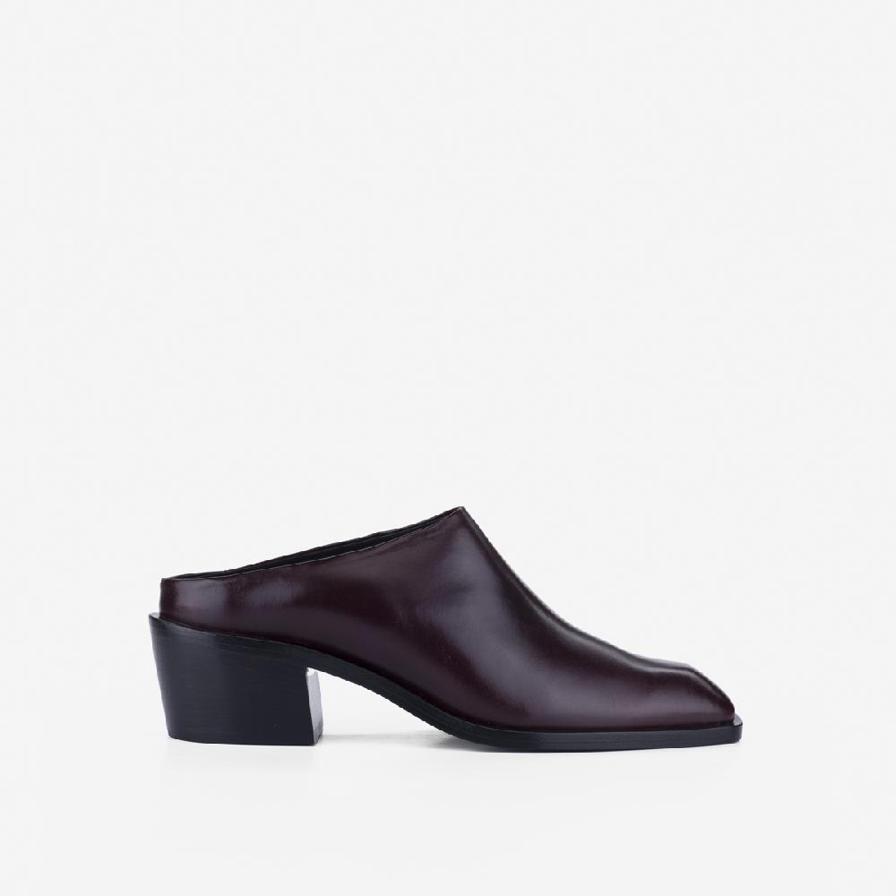 cb cecilia bringheli Ares Burgundy Leather