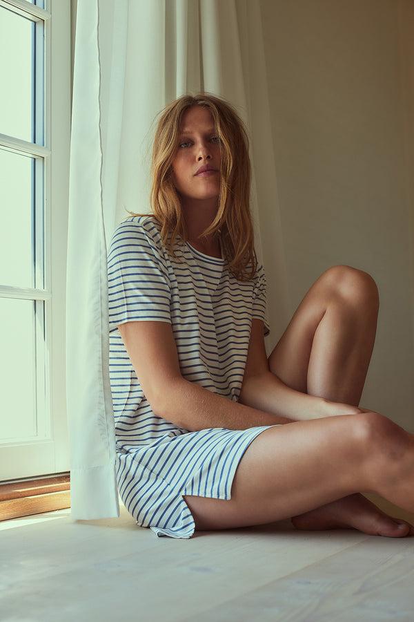 Ccdk Bea Short Sleeve Dress Snow White AOP