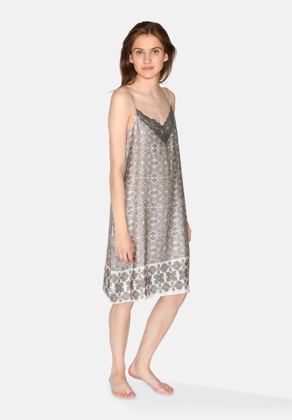 Ccdk Laura Chemise Dress Snow White AOP