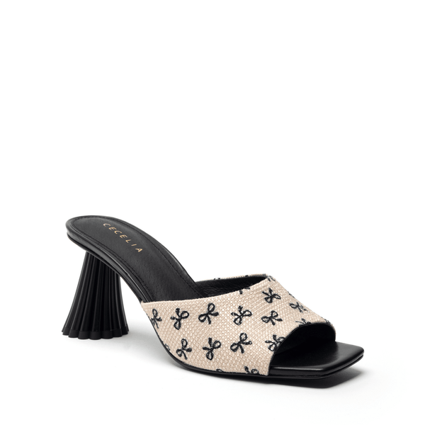 Cecelia New York CADSBURY Sandal