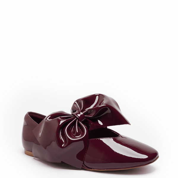 Cecelia New York FIRE Flats