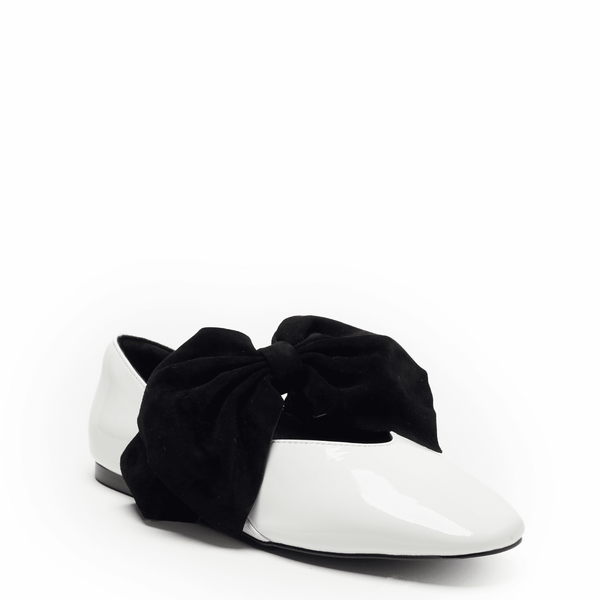 Cecelia New York FIRE Flats