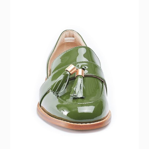 Cecelia New York LINEAR Flats