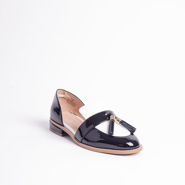 Cecelia New York LINEAR Flats