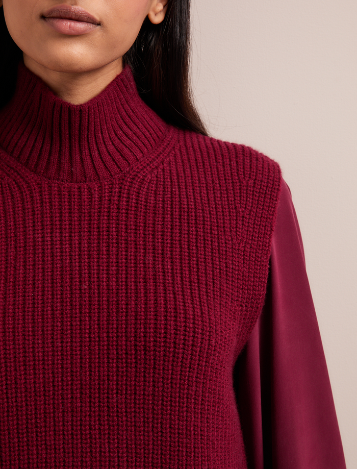 Cefinn Janie Cashmere Blend Funnel Neck Sleeveless Jumper - Burgundy Knit