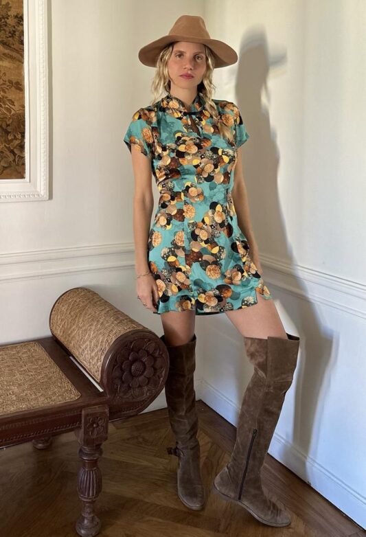 cefinn Janie Cashmere Blend Funnel Neck Sleeveless Jumper - Black Knit