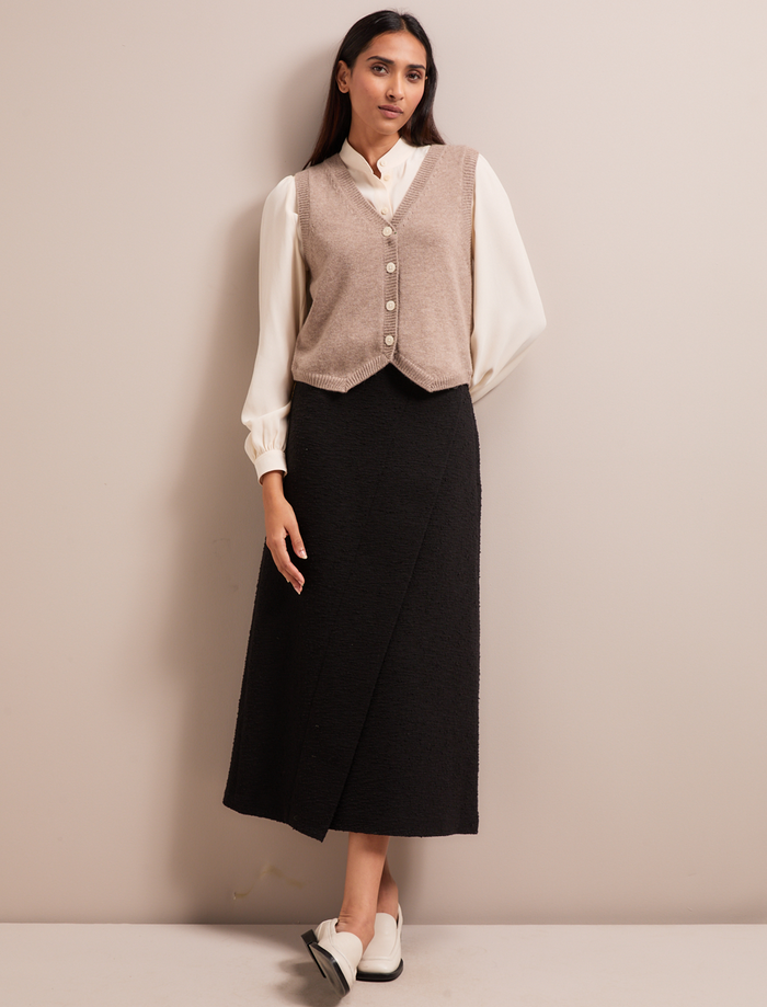 Cefinn Wesley Cashmere Blend V Neck Waistcoat - Taupe Knit