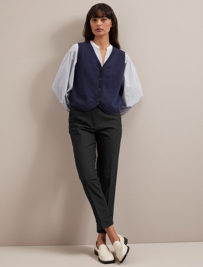 Cefinn Wesley Cotton Blend V Neck Waistcoat - Navy Knit