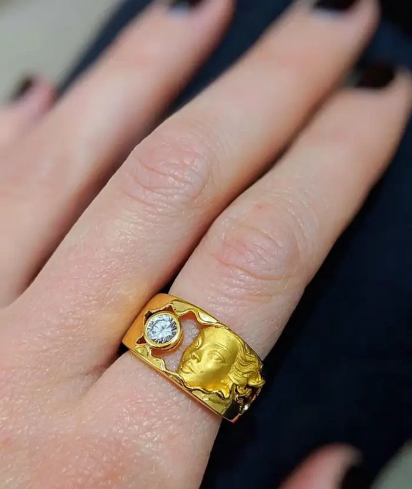 Cellini Carrera Y Carrera Yellow Gold Women’s Profile Diamond Ring