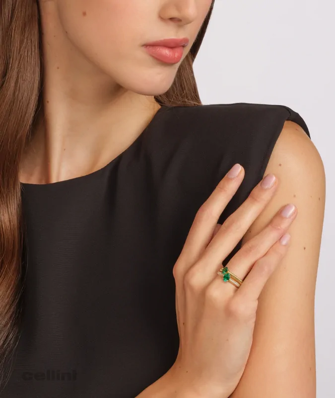 Cellini Emerald Fluted Ring With Diamond Shoulders