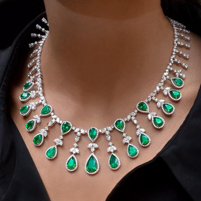 cellini Pear-Shaped Emerald and Diamond Necklace