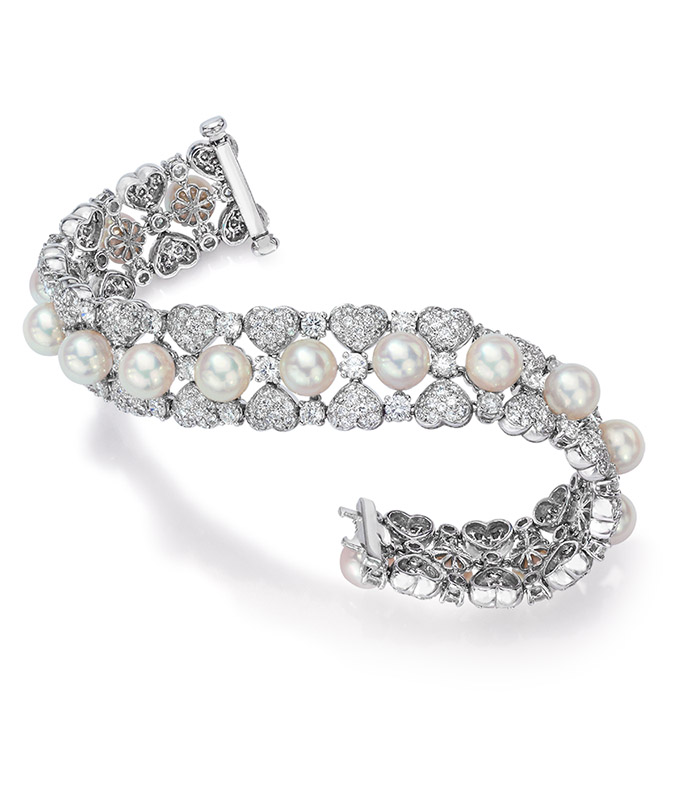 cellini Pearl Bracelet with Pavé Diamond Hearts