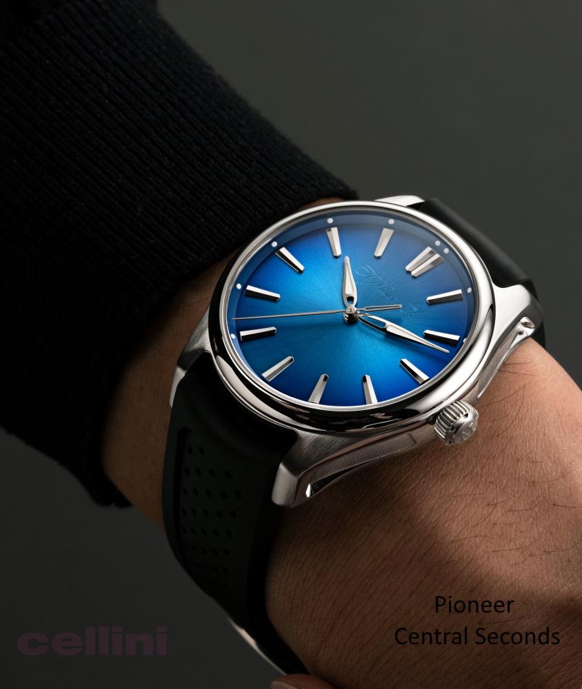 Cellini Pioneer Centre Seconds Arctic Blue Fumé