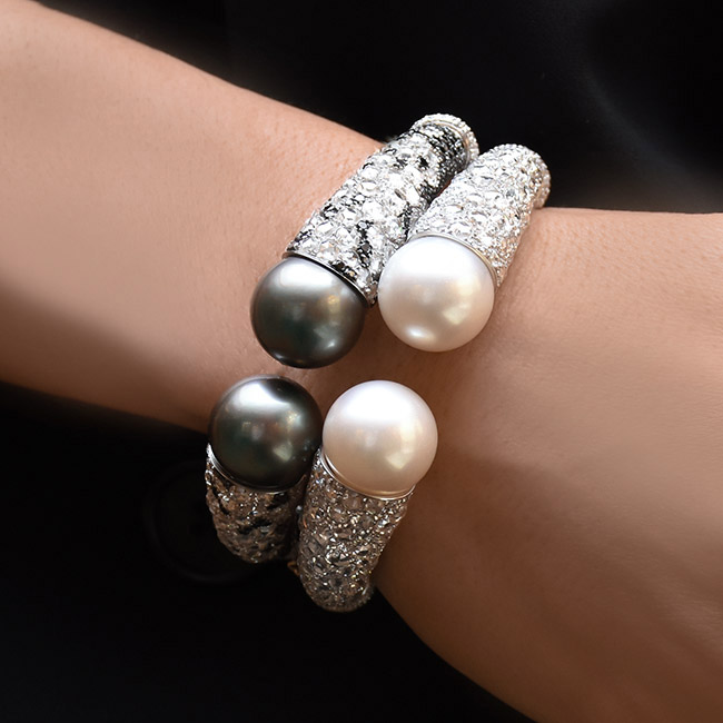 Cellini South Sea Pearl Bangle