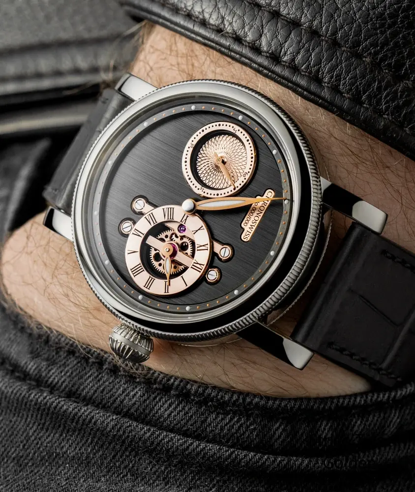 Cellini Strike Two – Golden Gear