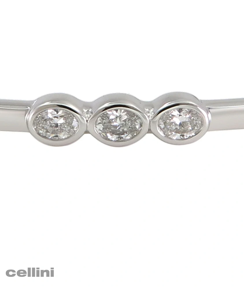 cellini White Gold Stackable Bangle With Bezel-Set Diamonds