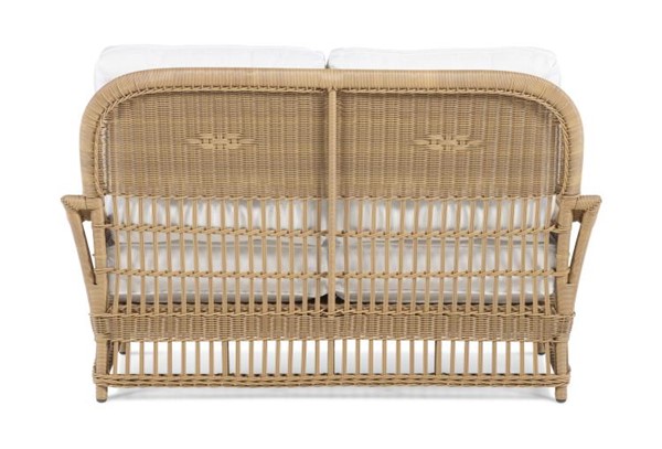 Century AE-D40-44B-NT - Mainland Wicker Love Seat W/Buttons