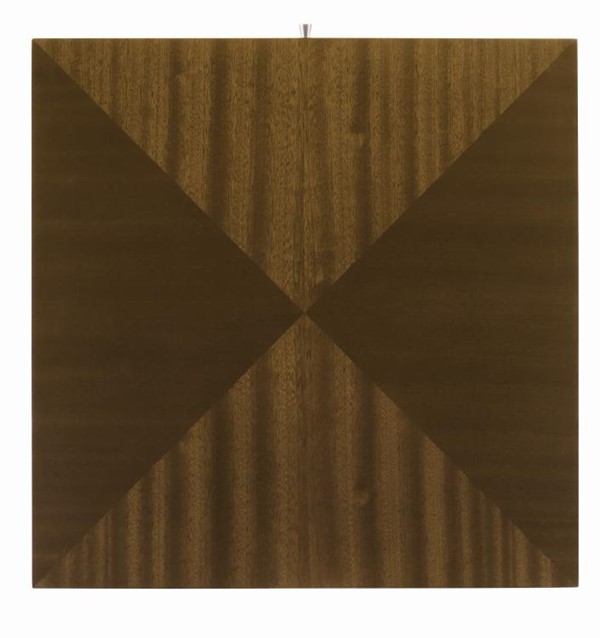 Century 719-622 - Artefact Chamber Side Table