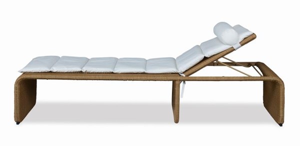 Century C7-D54-70 - August Outdoor Chaise