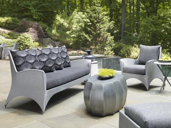Century D32-22-9 - Sofa