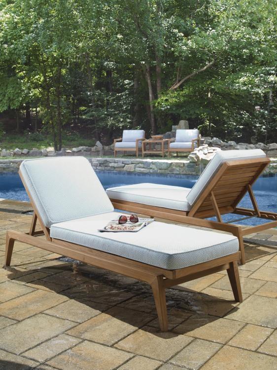 Century D43-70 - West Bay Chaise