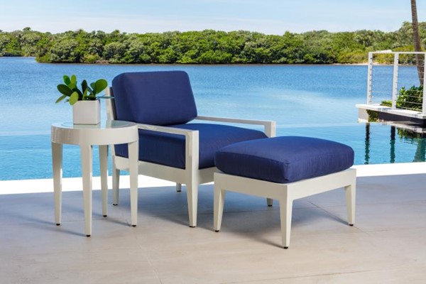Century D46-83 - Sail Round Side Table