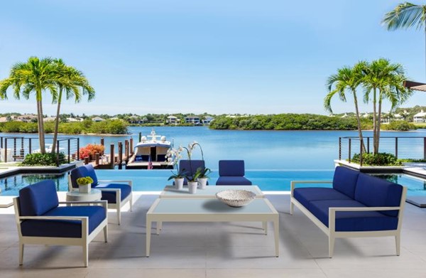 Century D46-85 - Sail Cocktail Table