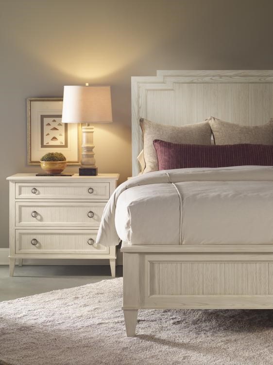 Century MN5803 - Hampton Nightstand