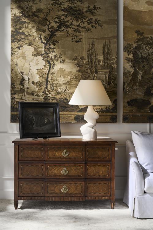 Century TSA-702-V1 - Victor Hugo Drawer Chest