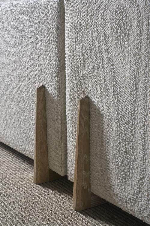 Century LTD7100-4352-V5 - Great Room 40"D 2-Piece Sectional W/ Runner Base In 71660L10 ( Stocked)