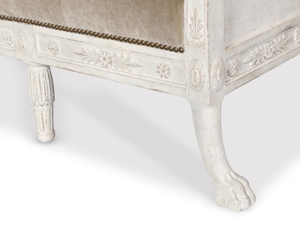 Century TS-CCU-3157-16-F1 - Maximilian Daybed - Swedish Scraped White