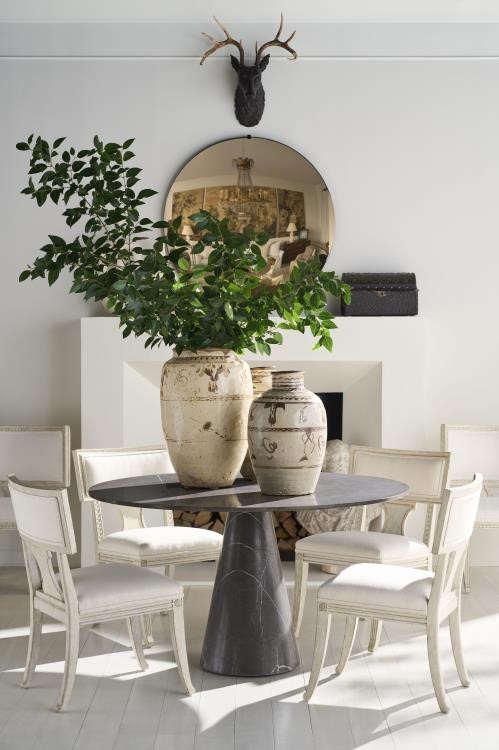 Century TSA-305-V1 - Pontchartrain Round Dining Table
