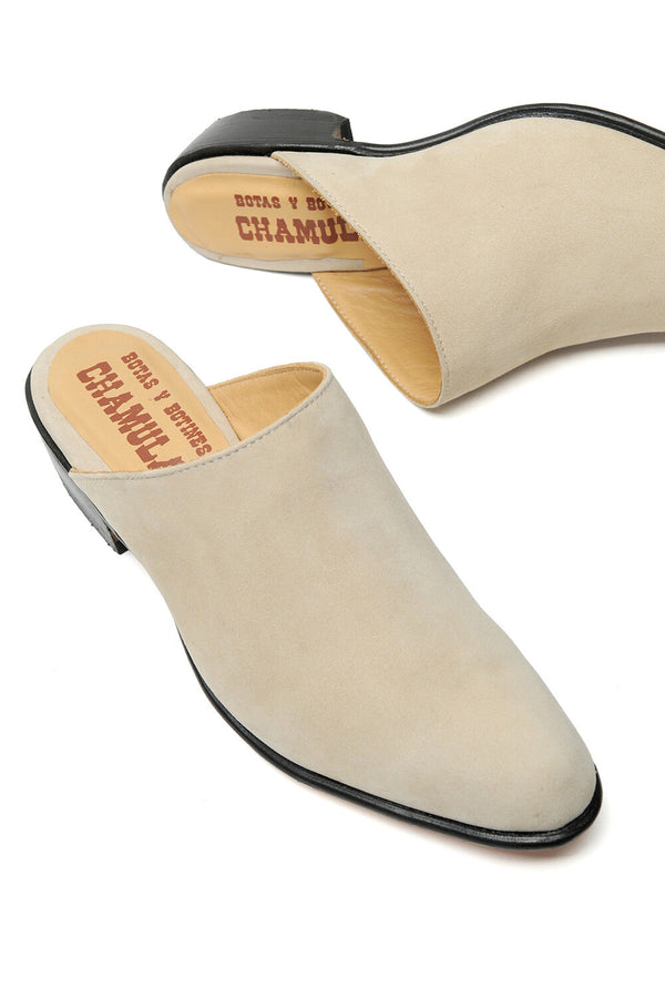 Chamula Sueco [Nubuck Leather] Mules Buck Hueso