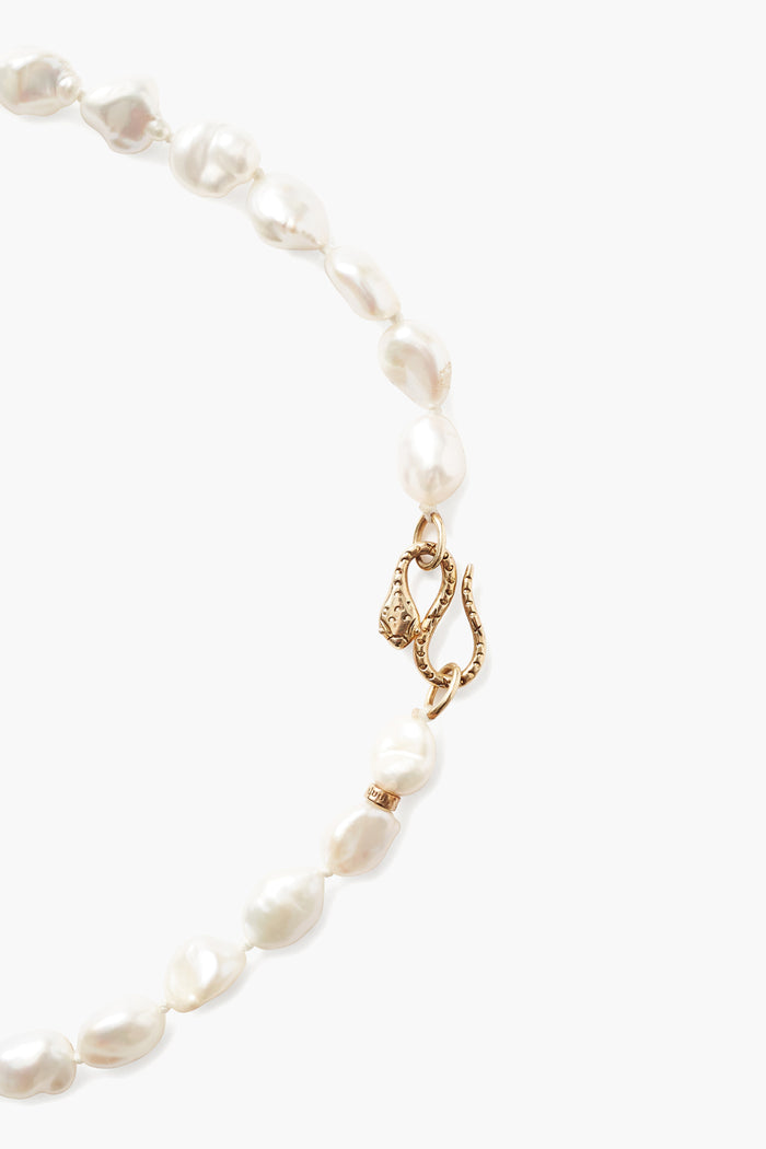 Chan Luu Keshi Pearl Cobra Necklace White Necklaces