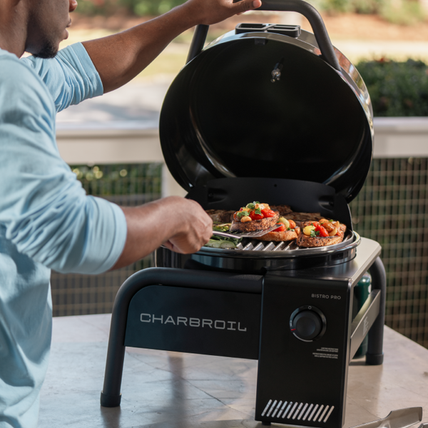 Char Broil Bistro Pro™ Tabletop Gas Grill Blackout