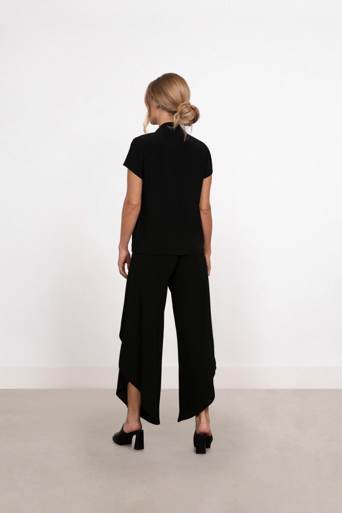 Charisma Deep V Trapeze Top Cap Sleeve Top Black