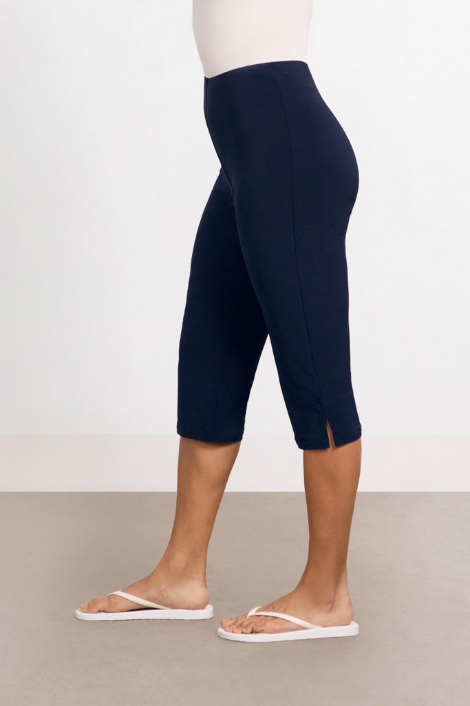 charisma Narrow Capri Bottom Black