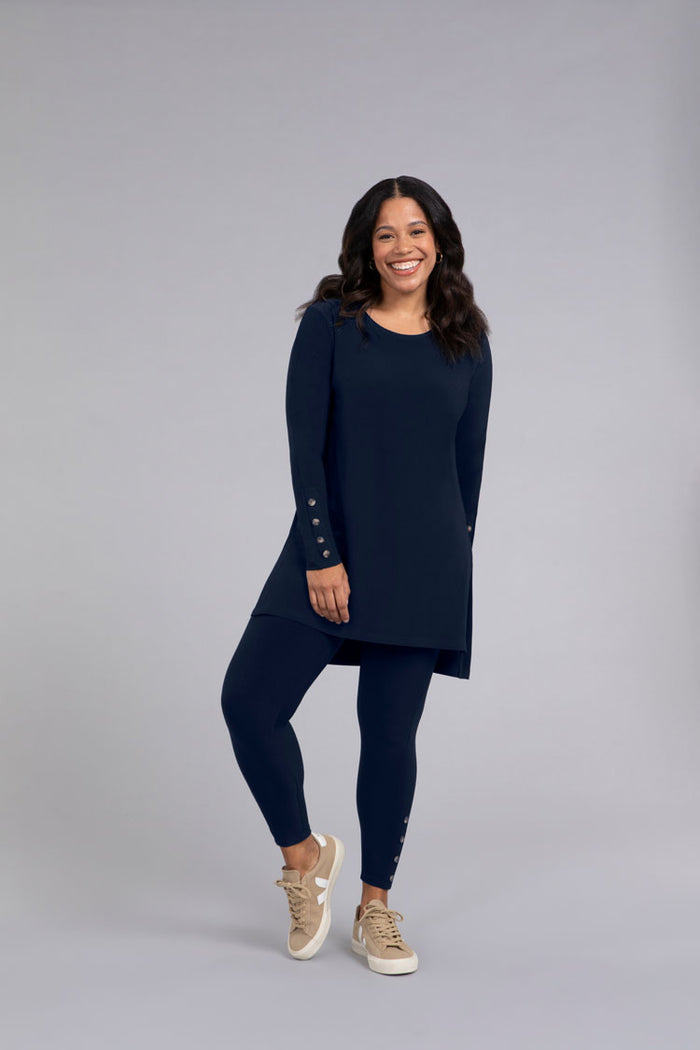 Charisma Quest Tunic Long Sleeve Tunic Black