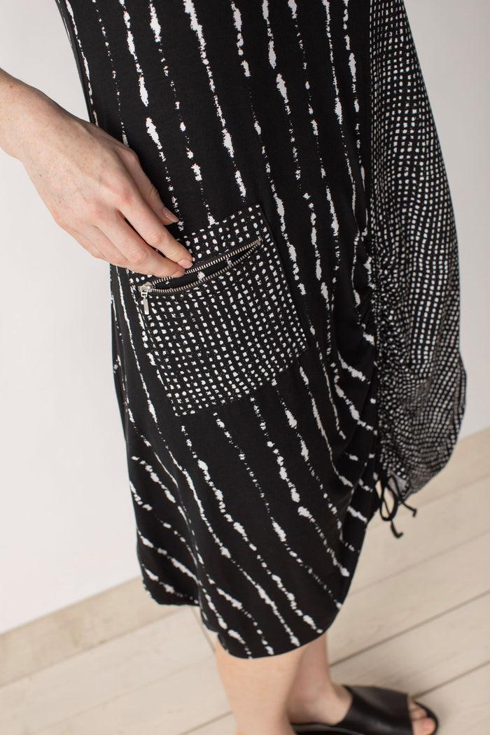 Charisma Ruched Hem Dress Dress Black/White