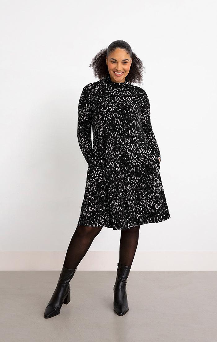 Charisma Turtle Neck Trapeze Dress Print Dress Print Black