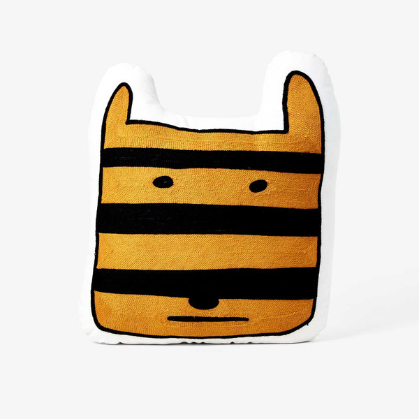 charles and marie AELFIE PILLOW | Hund | TIER-ZIERKISSEN | Aelfie Oudghiri | Areaware