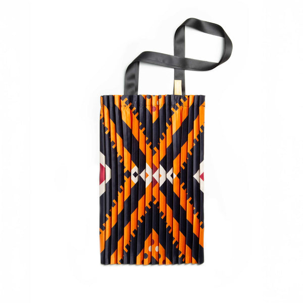 Charles And Marie ALGHERO - Tasche - Plissiertes Satin - 40x48 Cm | Multitudes